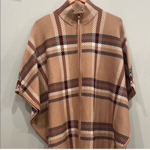NWOT Nicole Miller plaid poncho